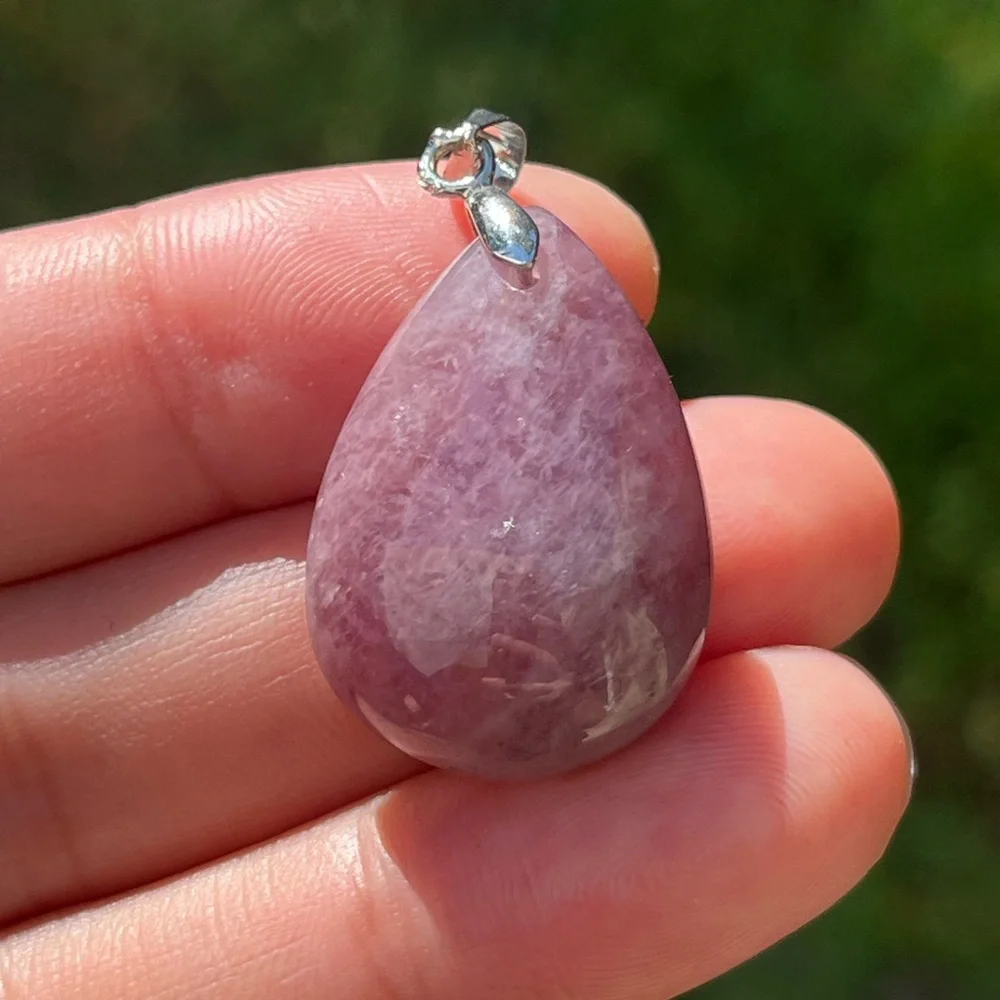 Sterling silver 925 stamped dainty Madagascar purple rose quartz pendant‎ 1716